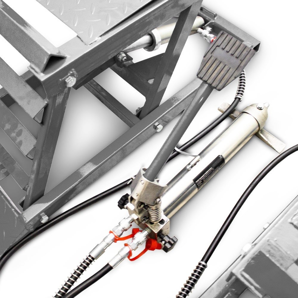 Hydraulické nájezdové rampy 1360 kg nastavitelné pro servis automobilů SUV MS18074